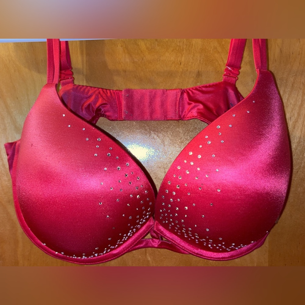 Victorias Secret Very Sexy Push Up Bra